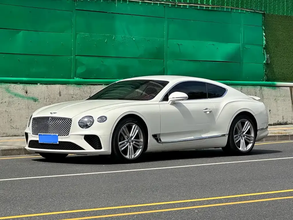 Bentley Continental 2023 из CN, фото 1