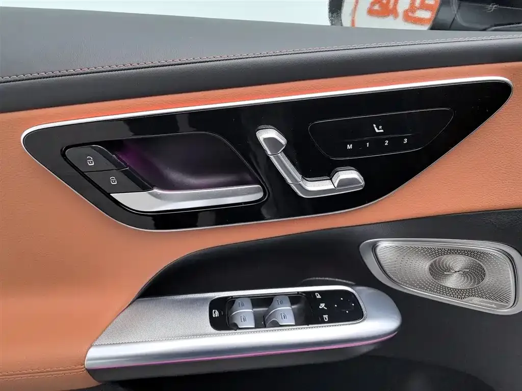 Mercedes-Benz GLC 2023 из CN, фото 9