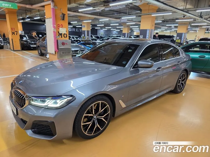 BMW 5-Series 2023 из KR, фото 2