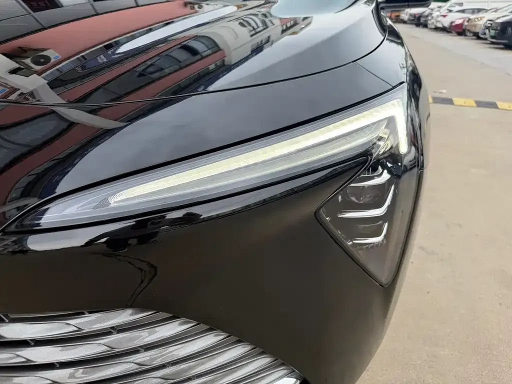 Buick LaCrosse 2025 из CN, фото 4