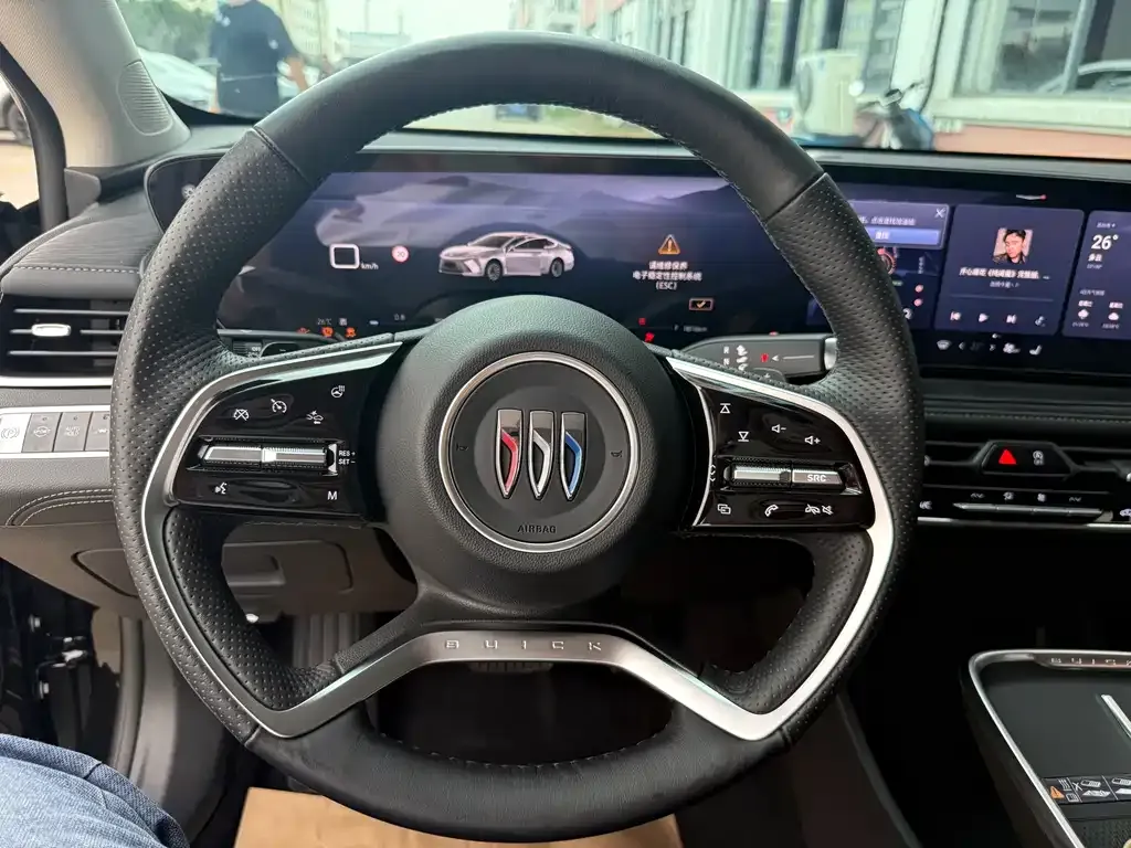 Buick LaCrosse 2025 из CN, фото 9