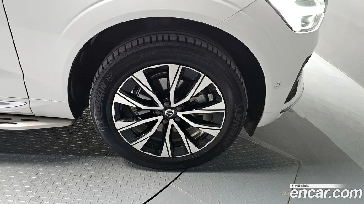 Volvo XC60 2023 из KR, фото 5