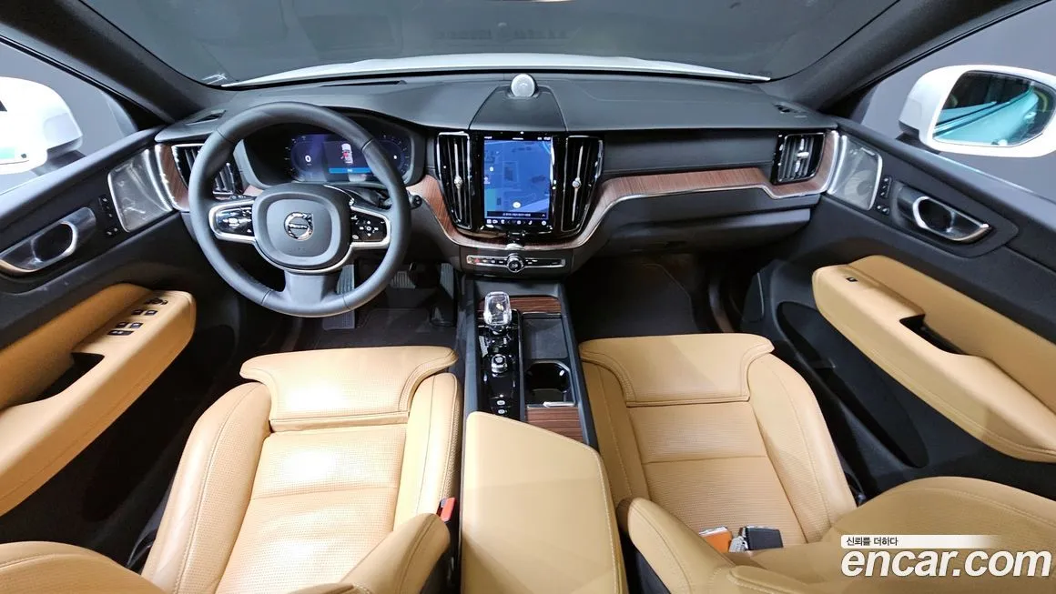 Volvo XC60 2023 из KR, фото 7