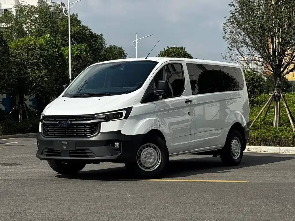 Ford Transit 2025 из CN, фото 1