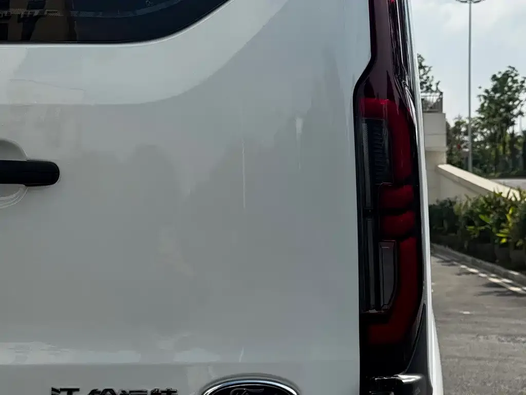 Ford Transit 2025 из CN, фото 10