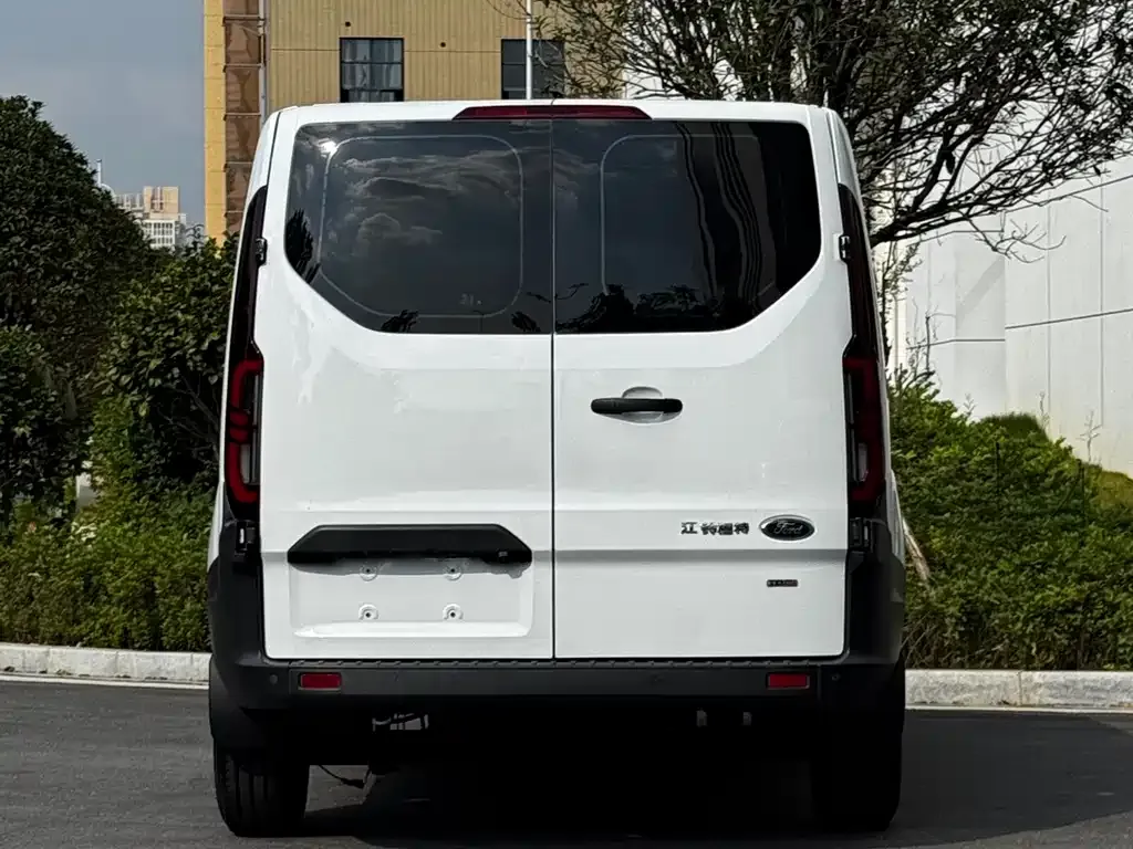 Ford Transit 2025 из CN, фото 7