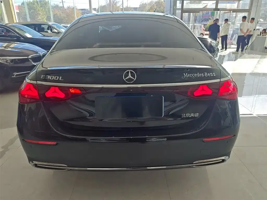 Mercedes-Benz E-Class 2024 из CN, фото 6