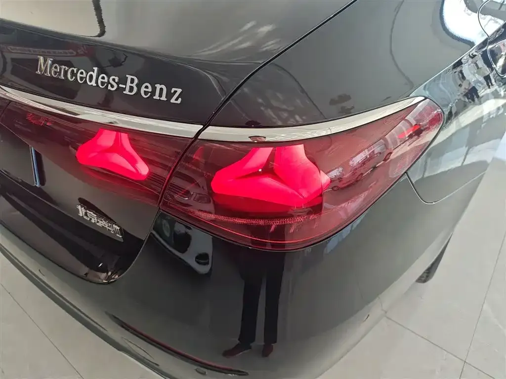 Mercedes-Benz E-Class 2024 из CN, фото 8