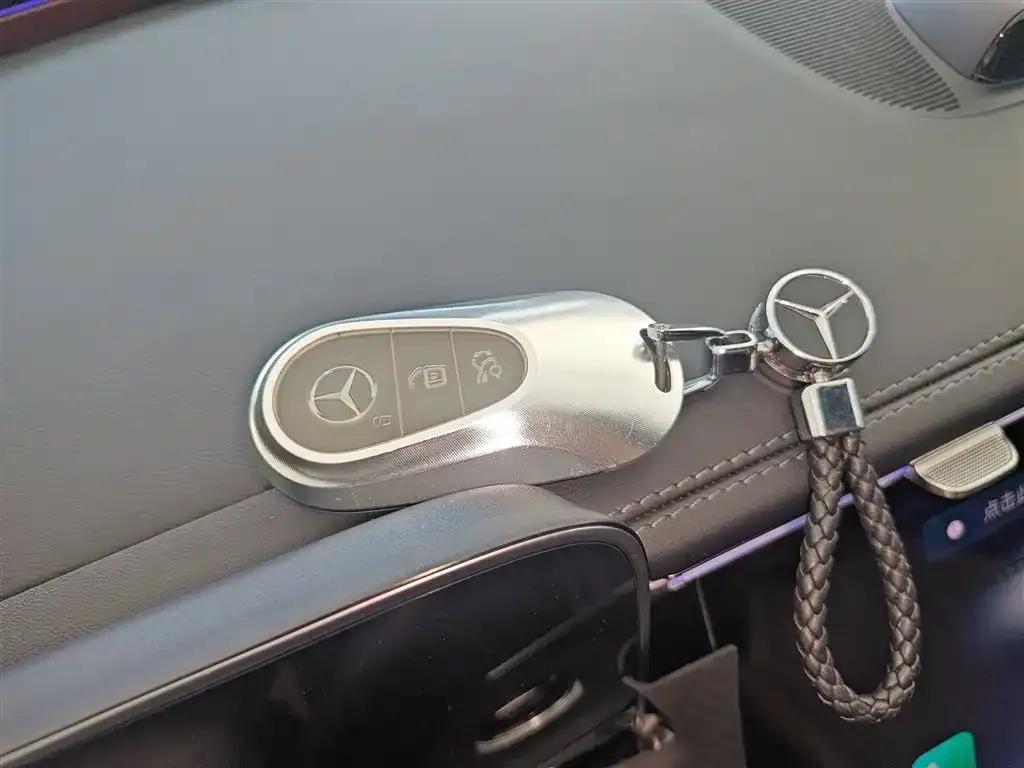 Mercedes-Benz E-Class 2024 из CN, фото 9