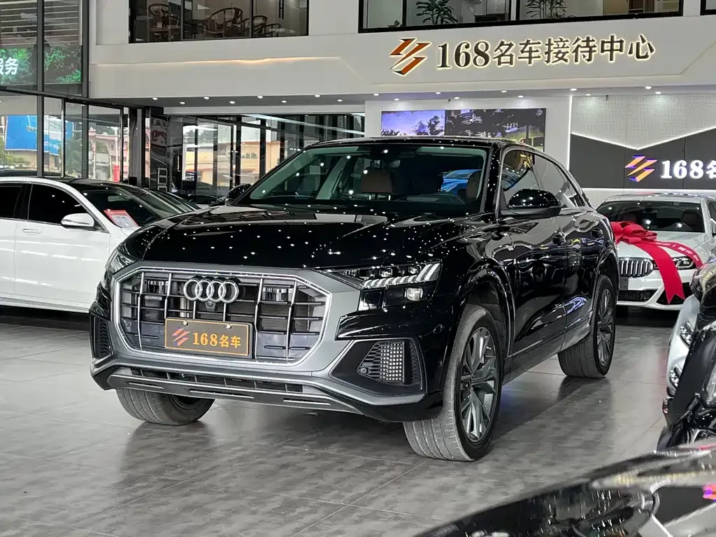 Audi Q8 2024 из CN, фото 1