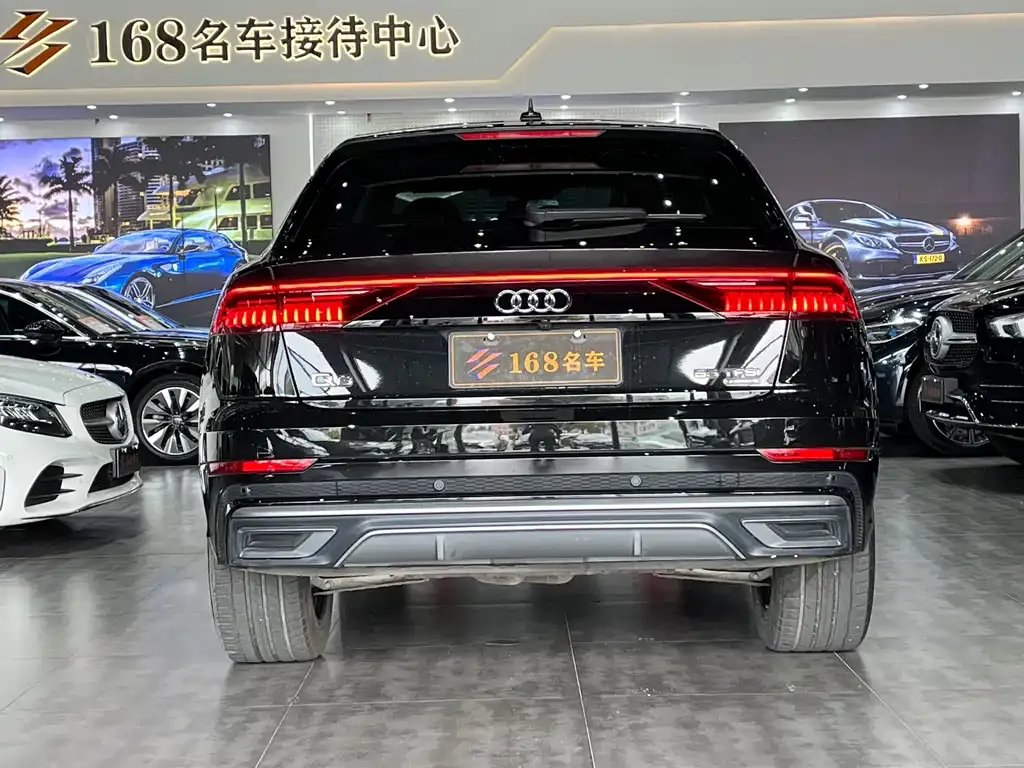 Audi Q8 2024 из CN, фото 6