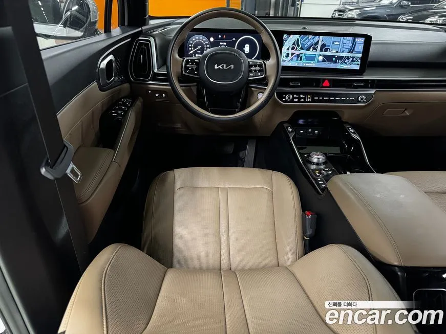 Kia Sorento — фото 8