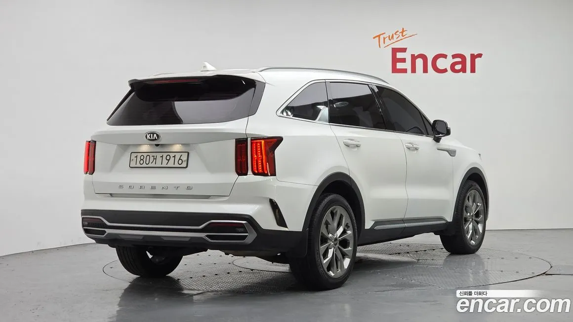 Kia Sorento — фото 2