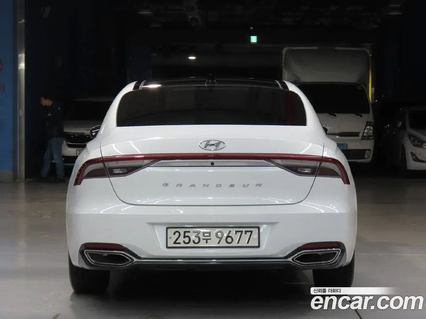 Hyundai Grandeur 2021 из KR, фото 3