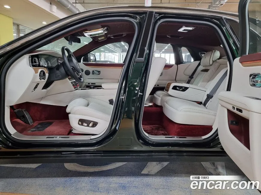 Rolls-Royce Ghost 2021 из KR, фото 9