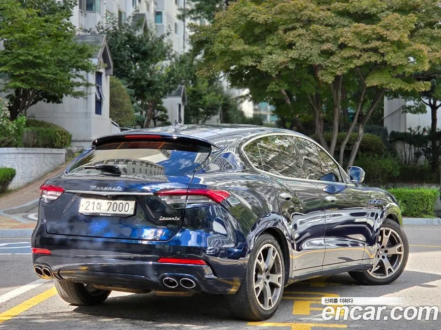 Maserati Levante 2022 из KR, фото 2