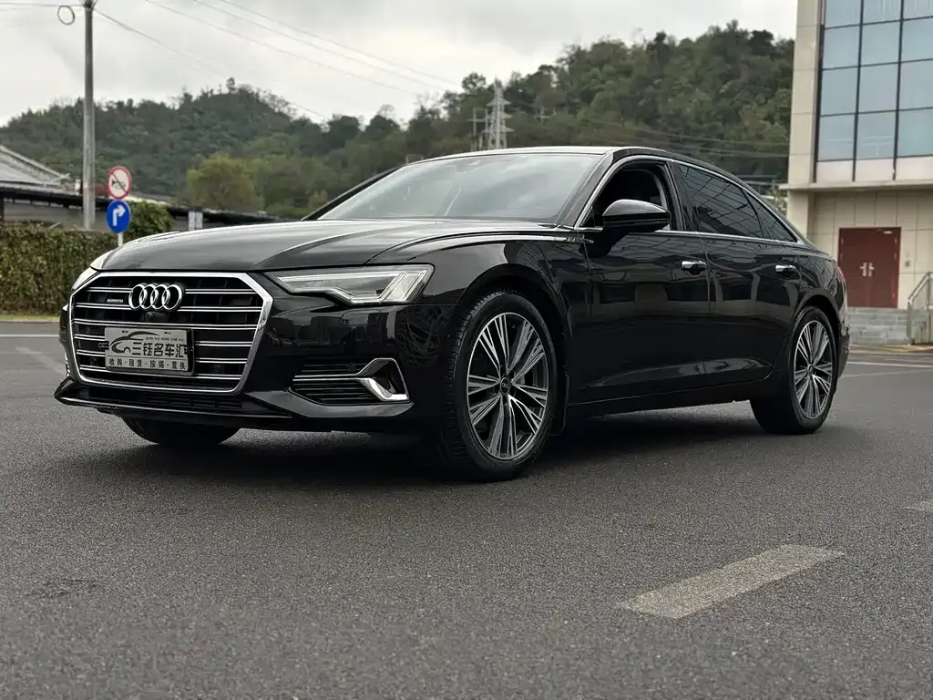 Audi A6L 2023 из CN, фото 1