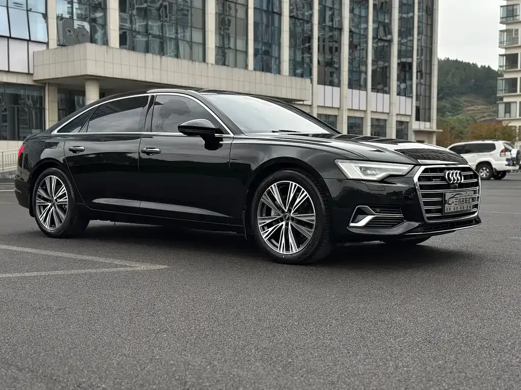 Audi A6L 2023 из CN, фото 3