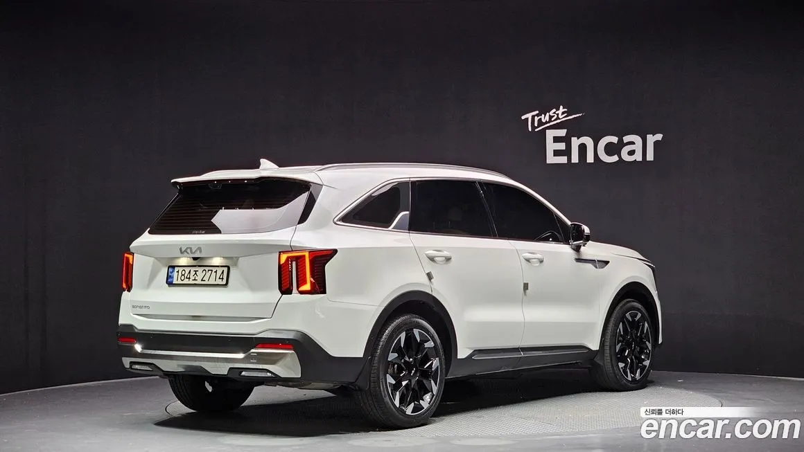 Kia Sorento 2024 из KR, фото 2