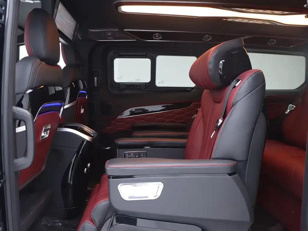 Ford Tourneo 2025 из CN, фото 9