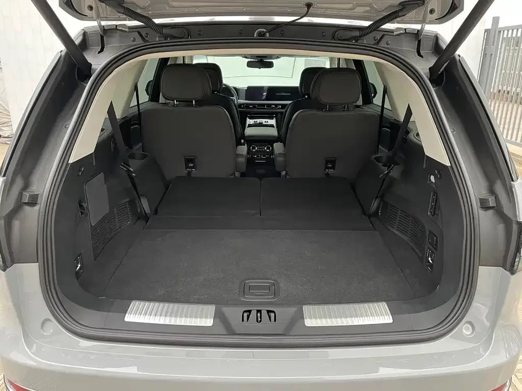 Lincoln Aviator 2024 из CN, фото 10
