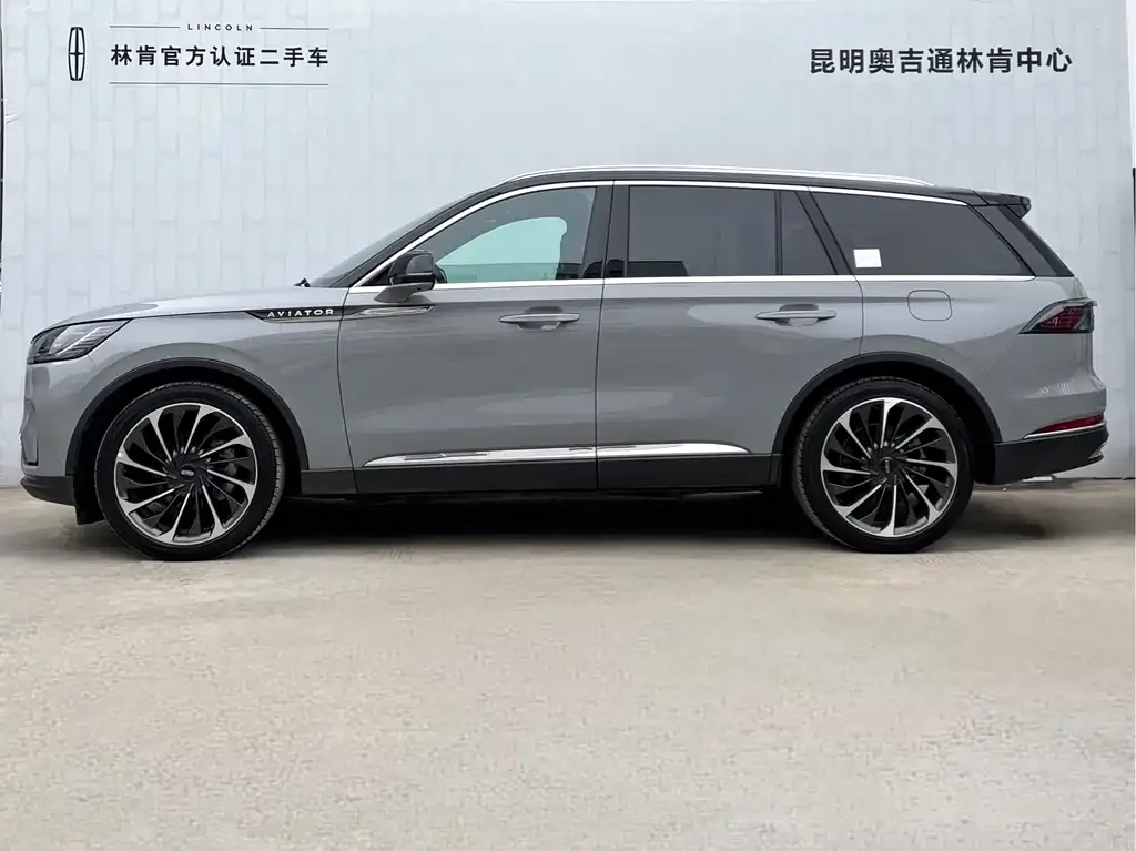Lincoln Aviator 2024 из CN, фото 3