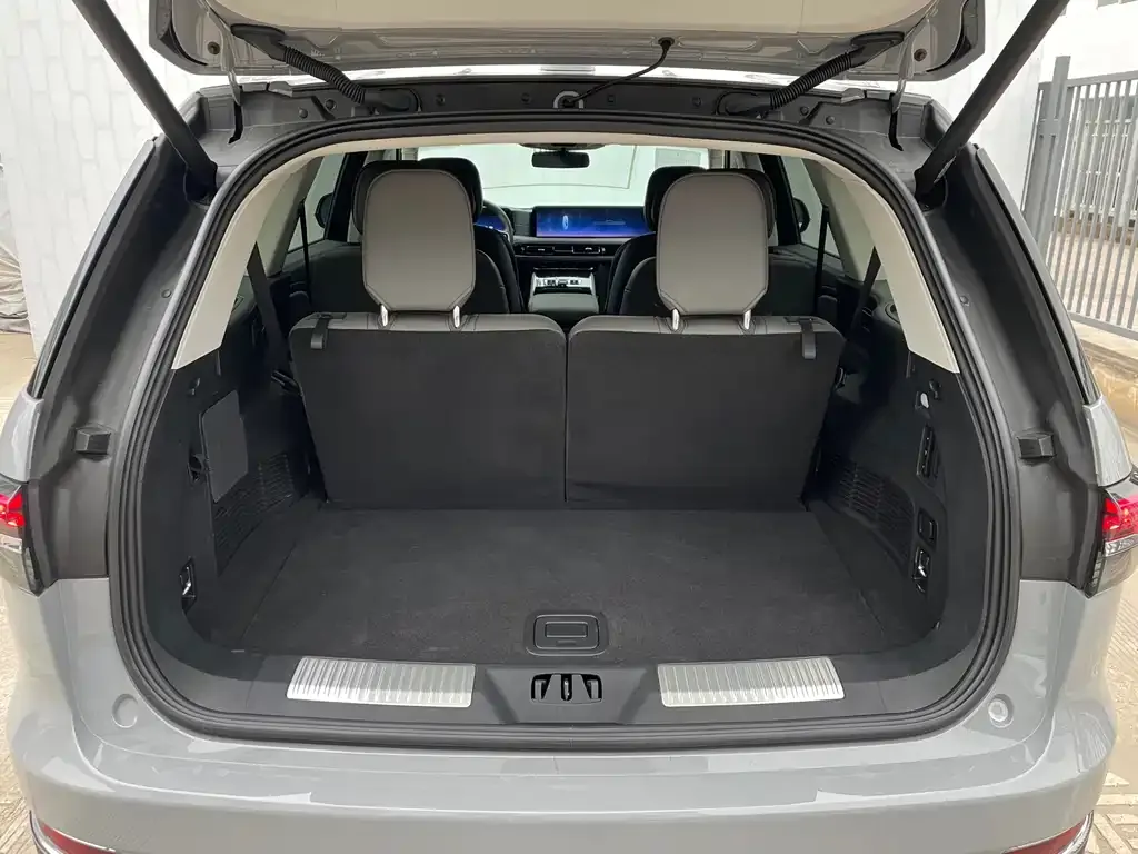Lincoln Aviator 2024 из CN, фото 9