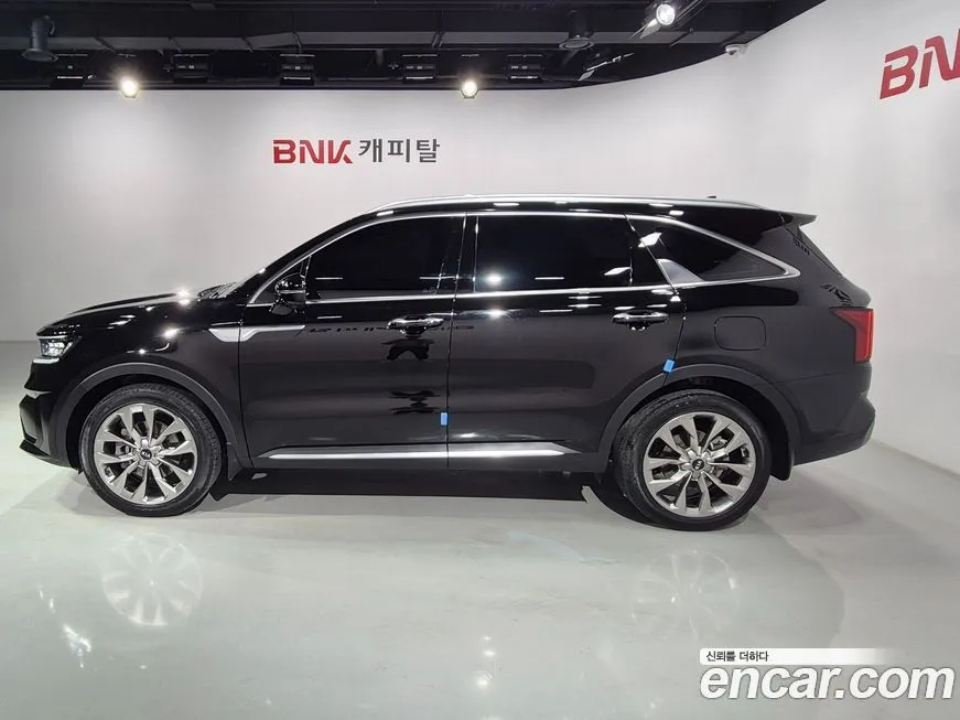 Kia Sorento — фото 3