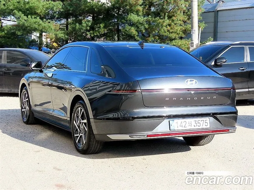 Hyundai Grandeur 2023 из KR, фото 3