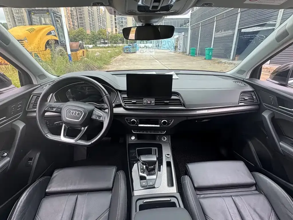 Audi Q5L 2021 из CN, фото 5