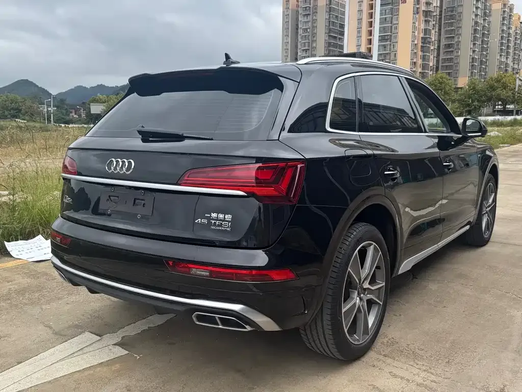 Audi Q5L 2021 из CN, фото 9