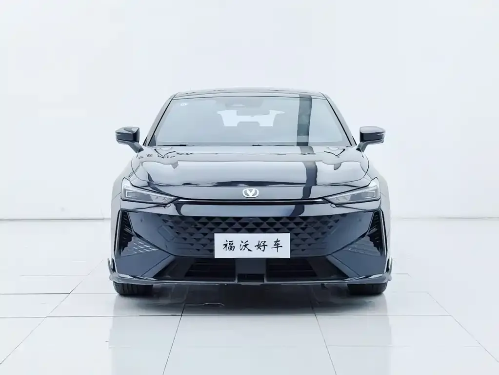 Changan UNI-V 2024 из CN, фото 2