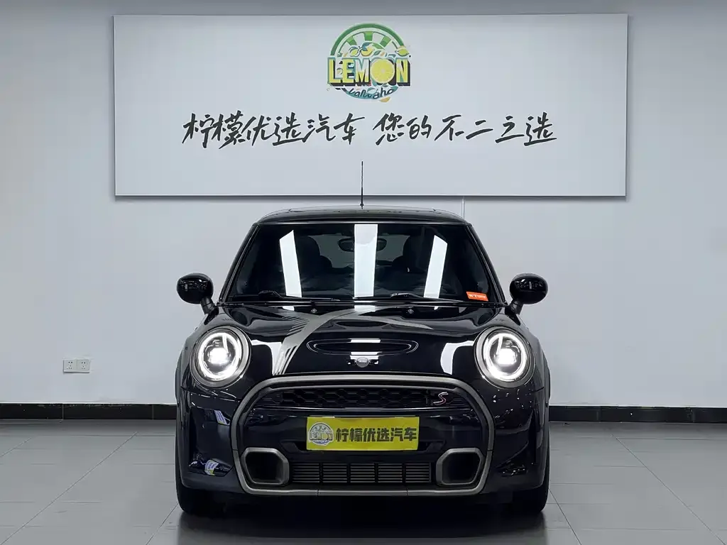 MINI Cooper (3-door) 2023 из CN, фото 3