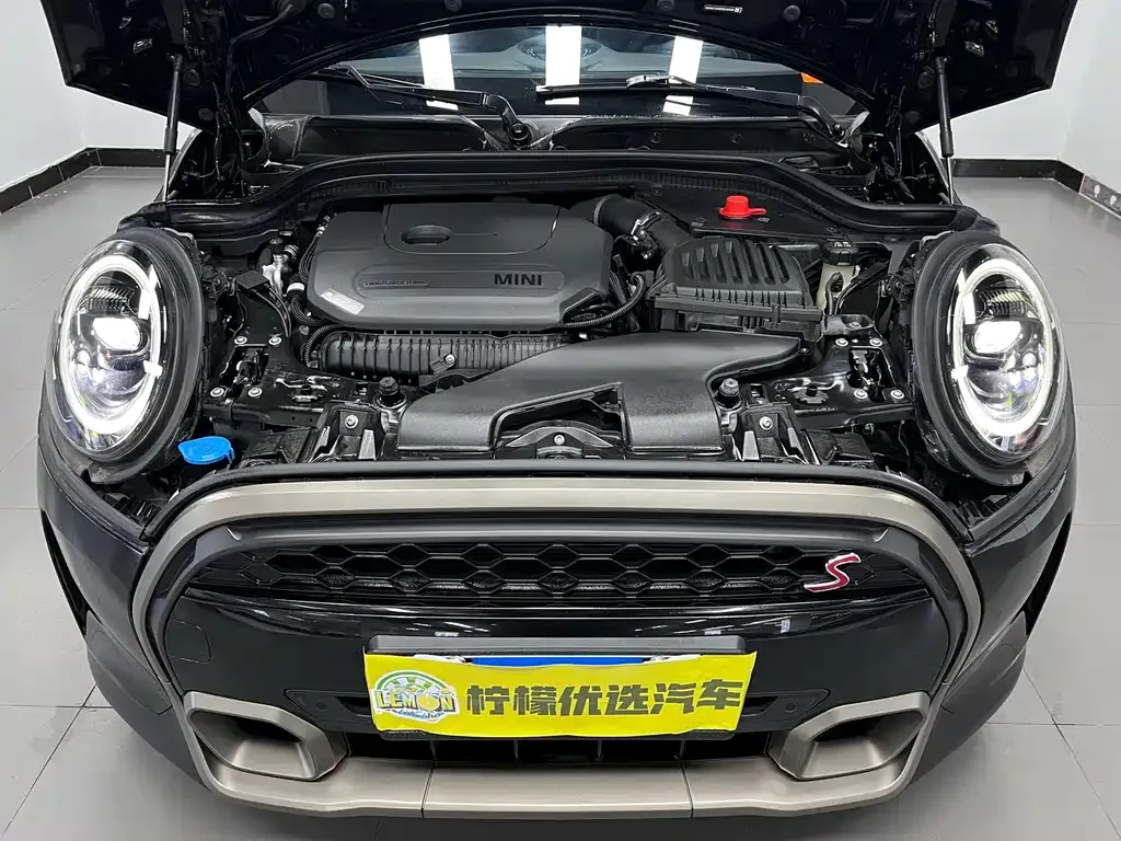 MINI Cooper (3-door) 2023 из CN, фото 5