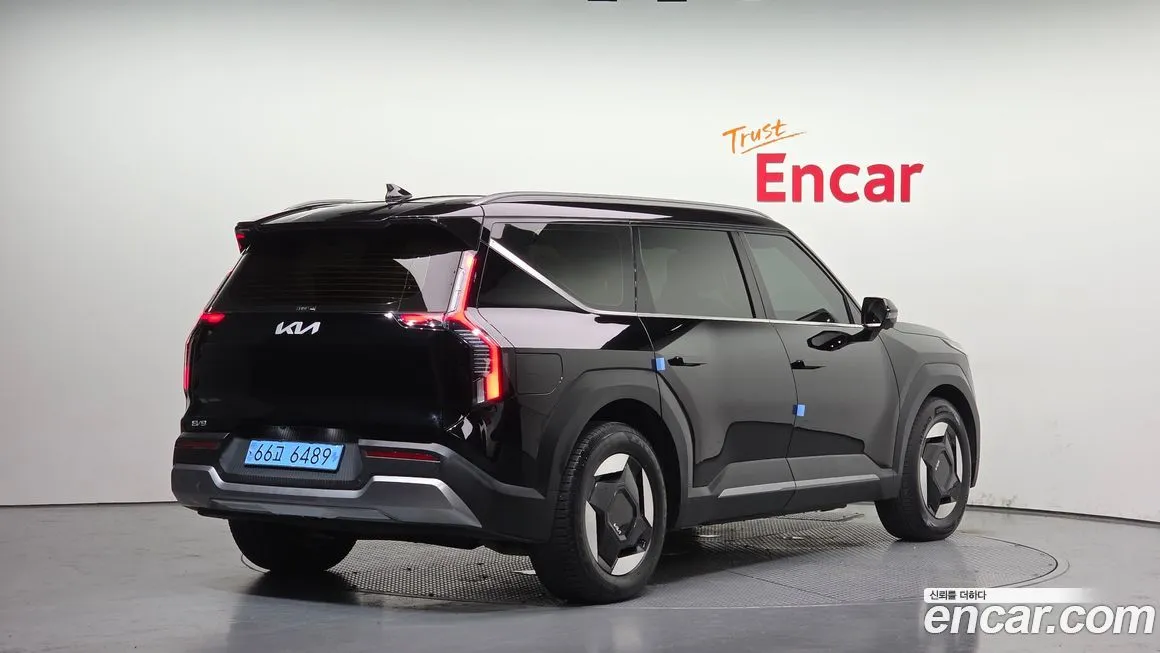 Kia EV9 2024 из KR, фото 2
