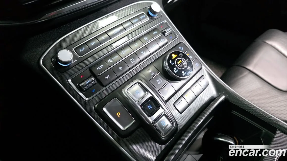 Hyundai Santafe — фото 9