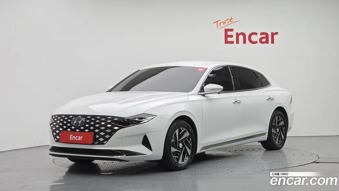 Hyundai Grandeur 2022 из KR, фото 1