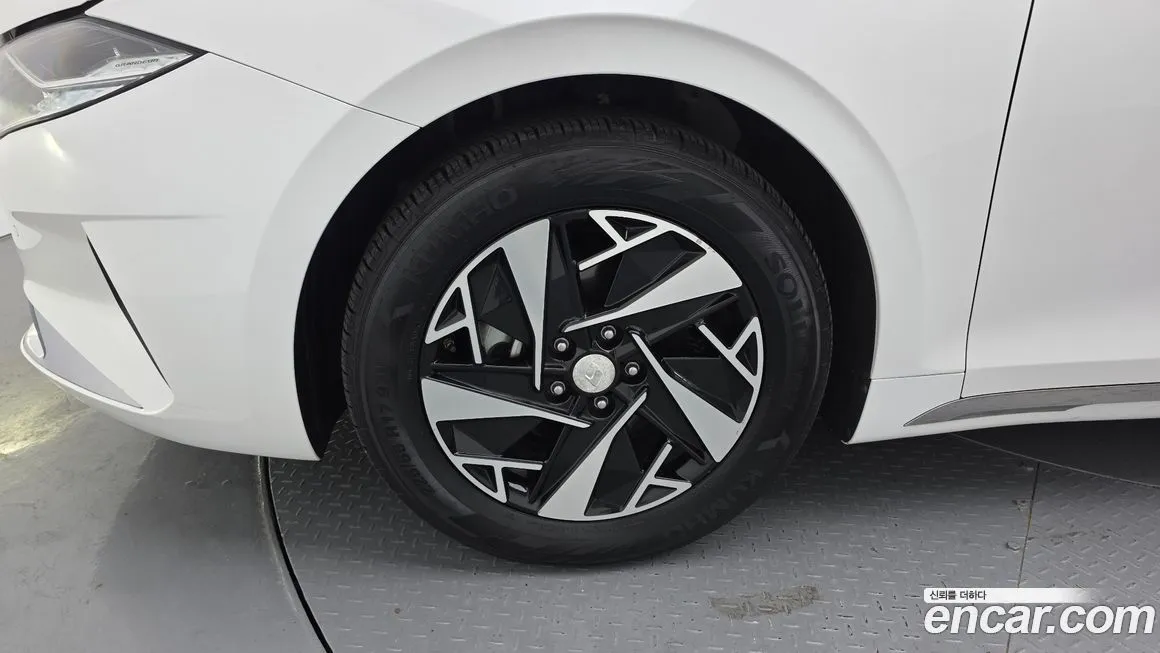 Hyundai Grandeur 2022 из KR, фото 5