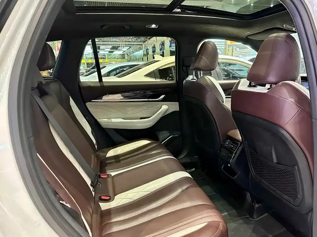 Geely Xingyue L 2022 из CN, фото 10