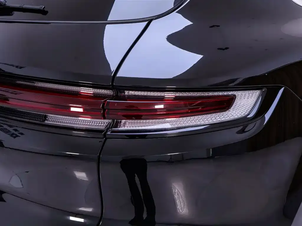 Porsche Cayenne 2024 из CN, фото 9