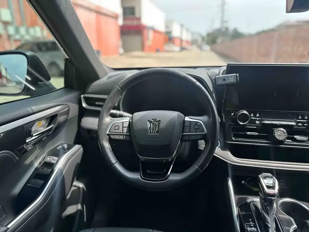 Toyota Crown Kluger 2021 из CN, фото 7