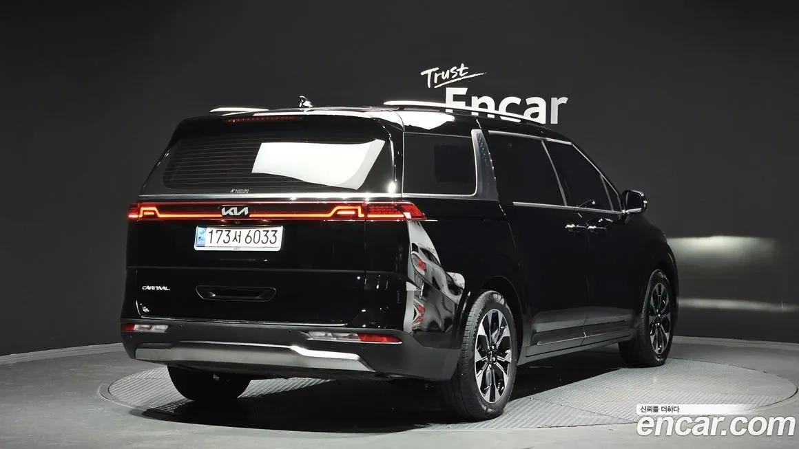 Kia Carnival 2023 из KR, фото 2