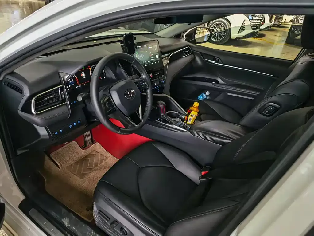 Toyota Camry 2023 из CN, фото 6