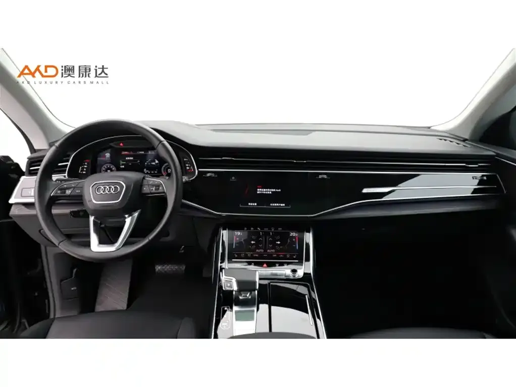Audi Q8 2023 из CN, фото 5
