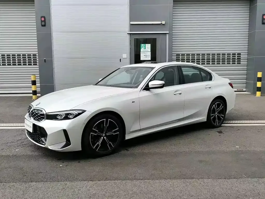 BMW 3 Series 2025 из CN, фото 1