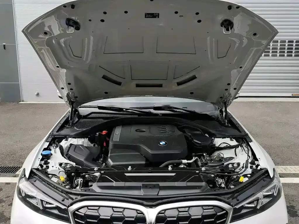 BMW 3 Series 2025 из CN, фото 7