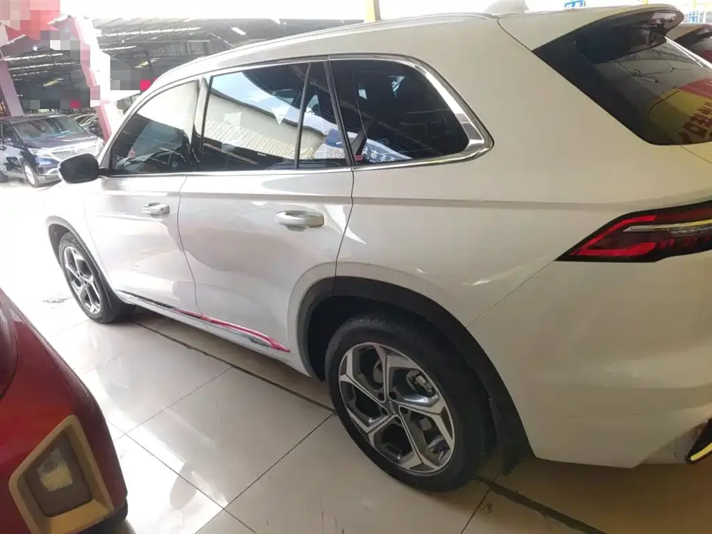 Geely Xingyue L 2023 из CN, фото 5
