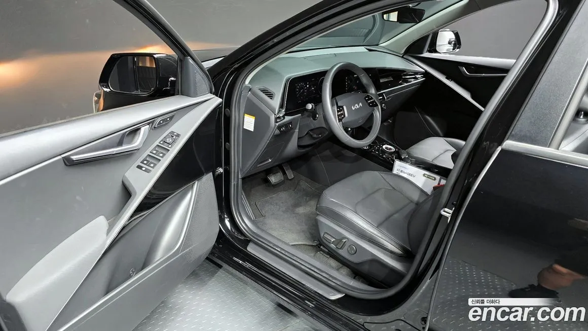 Kia Niro 2023 из KR, фото 10