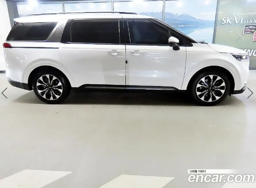 Kia Carnival — фото 3
