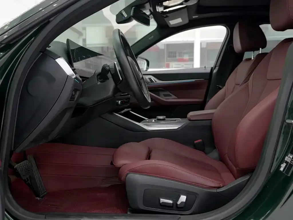 BMW 4 Series 2023 из CN, фото 7